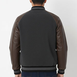 แจ็คเก็ตวาร์ซิตี้ผ้าแคนวาสขนสัตว์แท้ 100% คุณภาพสูง OEM/ODM แบบ 2 สี กันน้ำ กันลม สไตล์สตรีทแวร์ผู้ชาย ใส่สบาย - Product Image 2