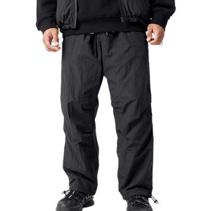 Pantalones Deportivos Unisex Personalizados con Logotipo, de Nailon/Crinkle, Corte Regular, Cortavientos de Moda, Talla Grande, Pierna Ancha - Product Image 3