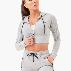 Nouveautés Vêtements de sport décontractés avec logo personnalisé Ensemble de survêtements courts 100% coton Short à capuche court 2 pièces de haute qualité pour femmes - Product Image 1