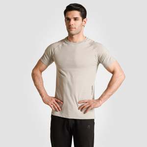 เสื้อยืดออกกำลังกาย Apex สีเทาอ่อน แฟชั่น ระบายอากาศได้ดี พร้อมลายพิมพ์ดีไซน์พิเศษ ผ่านเทคนิคการซักแบบพิเศษ เหมาะสำหรับการออกกำลังกาย - Product Image 5