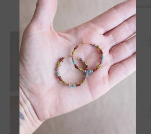 Aros de Cuentas Tejidas de Primera Calidad, Aros de Flores, Joyería Estilo Años 90, Pendientes de Aro con Flores de Cuentas - Product Image 2