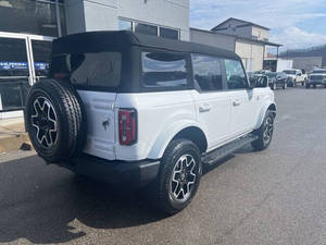 Ford Bronco 2024 USADO EN EXCELENTES CONDICIONES - Product Image 3