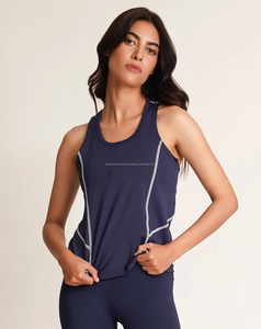 Conjunto Deportivo de 2 Piezas para Mujer, Clásico, 100% Poliéster, Transpirable, Cintura Elástica, Largo hasta la Pantorrilla, Sin Mangas - Product Image 5