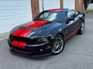 Características Estándar del Modelo 2014 Ford Shelby GT500 - Product Image 4