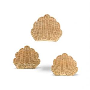 Decoración de Pared de Conchas Marinas de Ratán Natural Hecha a Mano para Cuarto de Bebé, Estilo Costero Suave - Product Image 1