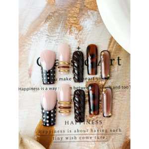 Uñas postizas Midnight Tortoise, elegantes y con estilo - Product Image 3