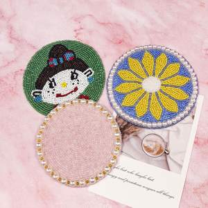 Sous-verres perlés faits à la main-Sous-verres Boho Drink avec support en polyester (4x4 pouces) - Product Image 5