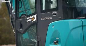 รถขุดขนาดเล็ก SWE 60UF พร้อมเครื่องยนต์ 35 กิโลวัตต์ ความจุบุ้งกี๋ 0.18 ลูกบาศก์เมตร ผลิตในสหรัฐอเมริกา - Product Image 3