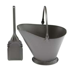 Cubo rústico de carbón de hierro con un mango grande para facilitar el transporte y perfecto para transportar carbón a chimeneas exteriores o interiores - Product Image 1