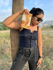 Nouveau Style occidental véritable pochette en cuir de vachette usiné femmes conçu embrayage vente chaude en cuir usiné Unique coque de téléphone portefeuilles - Product Image 2