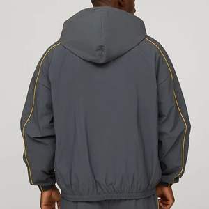 เสื้อแจ็คเก็ตซิปสปริงแบบสั่งทำพิเศษ ผ้าซาตินปักลาย กันลม น้ำหนักเบา ทรงโอเวอร์ไซส์สำหรับผู้ชาย สไตล์สตรีทแวร์ มีฮู้ด - Product Image 5