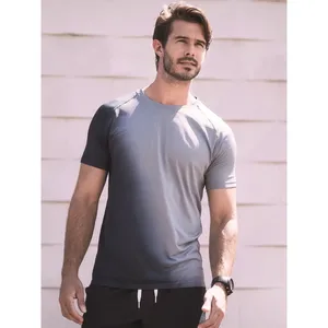 T-Shirt Sportiva Senza Cuciture, Maglietta Promozionale - Product Image 1
