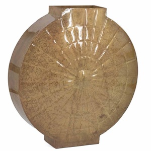 Florero de metal de hierro hecho a mano más vendido con detalles intrincados estilo elegante para decoración del hogar y propósito de regalo - Product Image 3