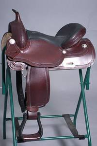 Silla de Montar de Cuero Genuino de Primera Calidad para Carreras Ecuestres Occidentales con Color y Logotipo Personalizados para Montar a Caballo - Product Image 2