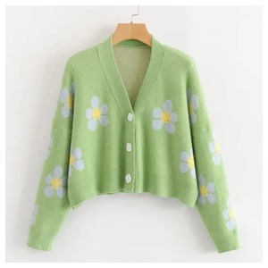 Cárdigan de Punto de Lana con Estampado Jacquard Informal y Acogedor para Mujer, Apliques con Logotipo de Fraternidad o Hermandad, Decoración con Botones - Product Image 6