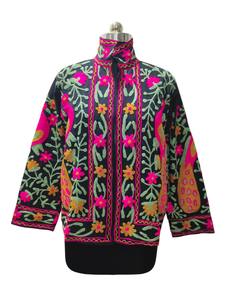 Veste en coton brodé Suzani multicolore faite à la main pour femmes veste respirante au design floral artisanal pour femmes - Product Image 3