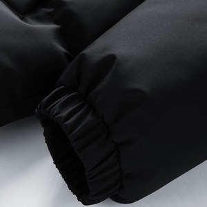 Chaqueta de plumón impermeable cálida de estilo de moda personalizada para hombre, chaqueta acolchada de burbujas de color sólido para invierno al por mayor - Product Image 6