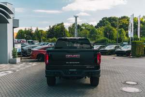 Ventes classiques d'occasion <span class=keywords><strong>2020</strong></span> <span class=keywords><strong>GMC</strong></span>-<span class=keywords><strong>Sierra</strong></span> automatique essence 4 cylindres Euro6d 5 places 400hp voitures d'occasion prêtes <span class=keywords><strong>à</strong></span> exporter dans le monde entier - Product Image 6