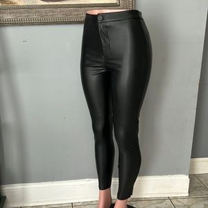 Pantalones de Cuero de Alta Calidad para Niñas con Diseño de Logotipo Personalizado para Mujeres - Product Image 3