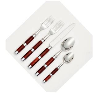 American Style Best Set de couverts en acier inoxydable 5 Pcs Poignées en bois de haute qualité Couleur argent - Product Image 1