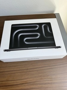 NOUVEAU MAC Pro 16 pouces en aluminium, élégant et très demandé, avec processeur M5 M5 Pro/M5, 48 Go de RAM, 2 To de SSD, 18 cœurs CPU/40 cœurs GPU - Product Image 3