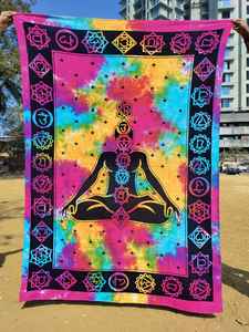 Tapiz colgante de algodón con temática de mandala, corbata hecha a medida y teñida, ideal para tiendas con temática de yoga y reventa - Product Image 4