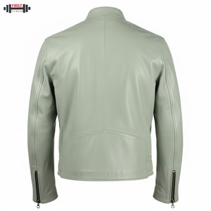 แจ็คเก็ตบอมเบอร์หนังแท้สำหรับผู้หญิง ปี 2025 สีสันตามสั่ง ระบายอากาศได้ดี ลายทาง ผลิตในปากีสถาน ไซส์พลัส - Product Image 2