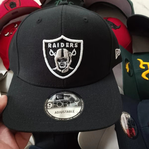 Gorra de Béisbol Personalizada de Lona de Algodón de 5 o 6 Paneles con Visera Curva Estructurada en 3D y Logotipo Bordado Personalizado para Fiestas Hip Hop - Product Image 5