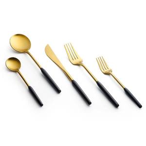 Restaurant moderne de luxe en acier inoxydable plaqué argent, ensemble de couverts carrés solides, longs et audacieux avec poignée cuillère, couteau et fourchette - Product Image 5