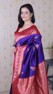 ผ้าไหมสีม่วงอ่อน Banarasi Saree ที่มีรายละเอียดนกยูง zari ทอที่สมบูรณ์แบบสำหรับงานแต่งงานเทศกาลและสง่างามแบบดั้งเดิม - Product Image 4