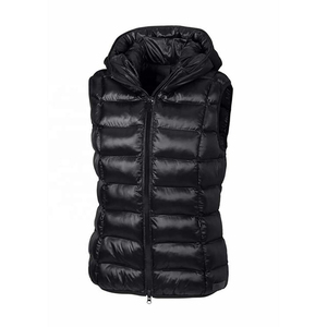 Professionnel nouveau gros femmes gilet bouffant vêtements d'hiver à la mode gilet bouffant à capuche fermeture éclair vers le haut sur mesure femmes gilet bouffant - Product Image 3