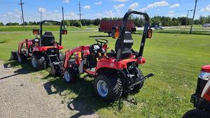 รถแทรกเตอร์ Massey Ferguson GC1723EB สำหรับการเกษตร รองรับน้ำหนักได้สูง บริการจัดส่งรวดเร็ว - Product Image 5