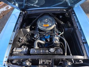 Ford Mustang Coupé de 1965 Usado en Buen Estado, Restaurado, Motor V8 de 289 Pulgadas Cúbicas, Dirección Asistida, Techo de Vinilo - Product Image 6