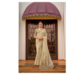 Saree en soie pure le plus attendu avec bordure en dentelle sari de mariage de style ethnique indien pour les filles - Product Image 1