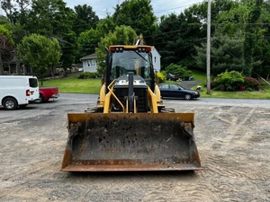 รถตักแบคโฮ CAT 420 450F มือสอง เหมาะสำหรับผู้รับเหมาก่อสร้างที่ต้องการอุปกรณ์ที่เชื่อถือได้สำหรับงานขุดร่อง ตัก และยก - Product Image 5