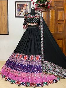 Diseñador Navratri Muselina especial Algodón Impreso & Espejo real Trabajo Lienzo Patta Lehenga Choli Con mano Trabajo Encaje Borde Dupatta - Product Image 4