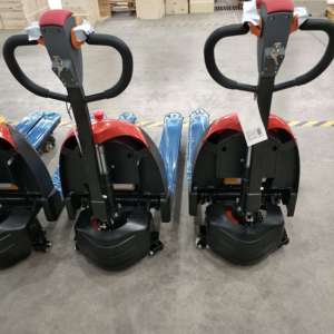 Bonnes Affaires : Transpalette Électrique E-P20JLI en Promotion Continue - Product Image 1