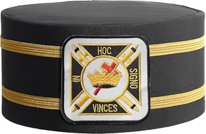 Gorro de la Orden de los Caballeros Templarios - Negro con Dos Trenzas Doradas, Tipo de Tela: Rayón Negro, Origen: Importado - Product Image 5