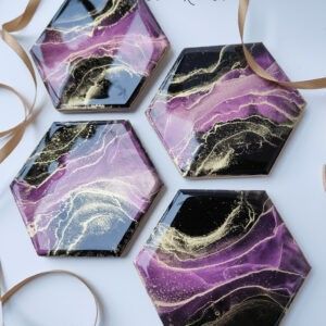 Posavasos únicos de resina diseñados a mano con tema de galaxia perfecto para los amantes de la ciencia ficción y la decoración interior temática celestial - Product Image 6