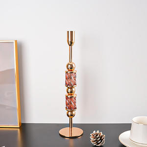 Support à bougie pour la décoration de la maison, élégant porte-bougie en métal adapté aux décorations festives, aux événements et aux soirées chaleureuses - Product Image 3