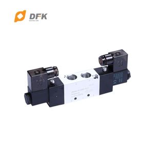 1/8 "1/4" 3/8 "1/2" 5 Way นิวเมติกโซลินอยด์วาล์ว - Product Image 1