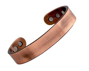 Brazaletes de moda de cobre y latón de diseño intrincado Joyas de terapia de bienestar y curación - Product Image 3