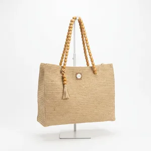 Sac cabas en paille avec poignées en perles de bois et pompon, style bohème, sac de plage d'été - Product Image 3