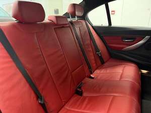 BMW Série 3 2.0 320i d'occasion 2013 (conduite à gauche/droite) - Product Image 4