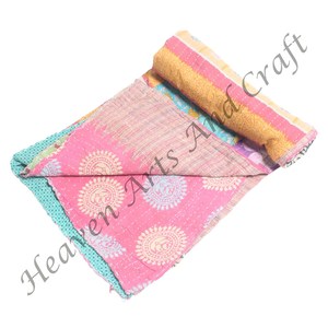 Indian Gudari Quilt Indian Reversible Hand <b>Stitched</b> Heavy Throw Old Sari <b>Blanket</b> Patch Work Heavy 3 to 5 Layers Kantha Quilt - Product Image 3