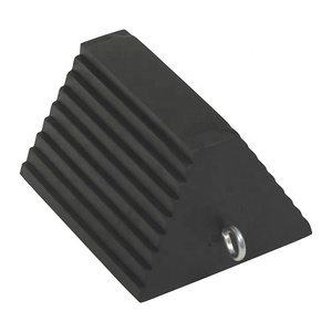 Cale de roue, équipement de stationnement, sécurité industrielle, barrière routière, fond vide en caoutchouc, fournisseur en gros - Product Image 1