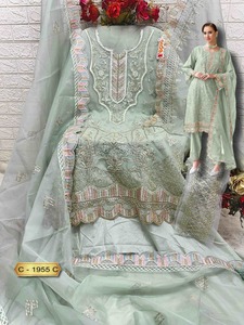 Nouvelle tenue pakistanaise en georgette lourde avec broderie pour la vente en gros - Product Image 5