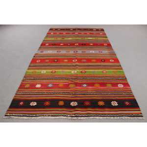 5.5x10.1 ft Rug, Vintage Turkish Large Rug, <b>Red</b> Kilim <b>Wool</b> Rug - Product Image 1