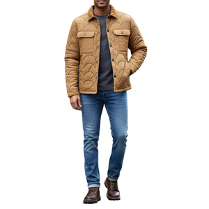 Chaqueta acolchada clásica para hombre diseñada para la comodidad y la durabilidad, ideal para viajes, trabajo o moda callejera diaria - Product Image 1