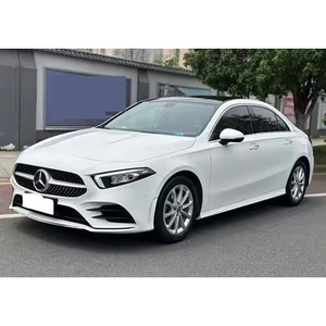 Les modèles sont plus abordables Mer-cedes-Benz Classe C C200 et les modèles bien équipés sont complets - Product Image 3